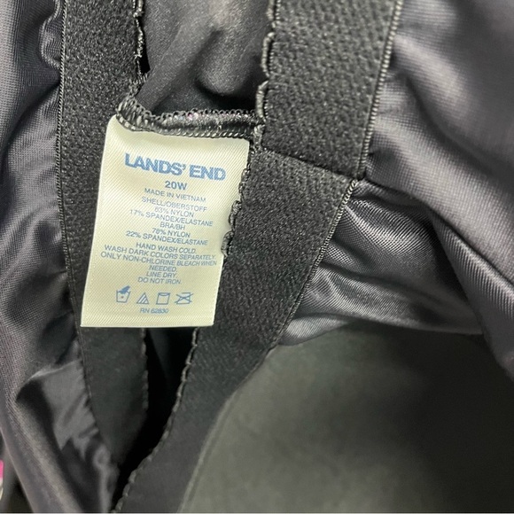 Land’s End Black Floral Swim Tankini Top - Picture 10 of 10